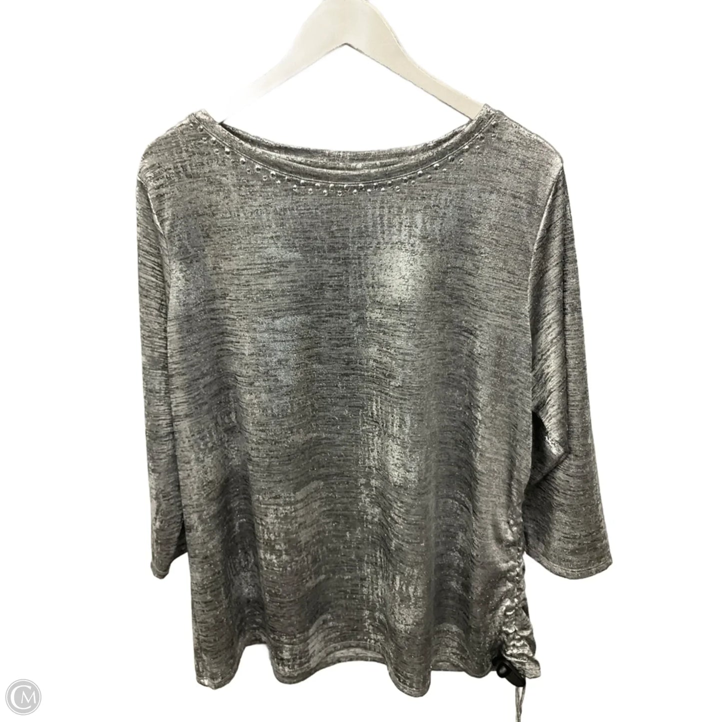 Top Short Sleeve By Ruby Rd In Silver, Size: 1x
