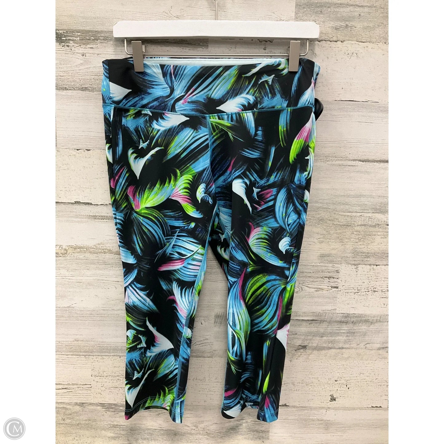 Athletic Leggings Capris By New Balance In Multi-colored, Size: L