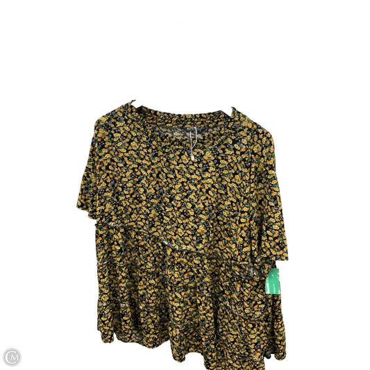 Top Short Sleeve By Bloomchic In Yellow, Size: 1x