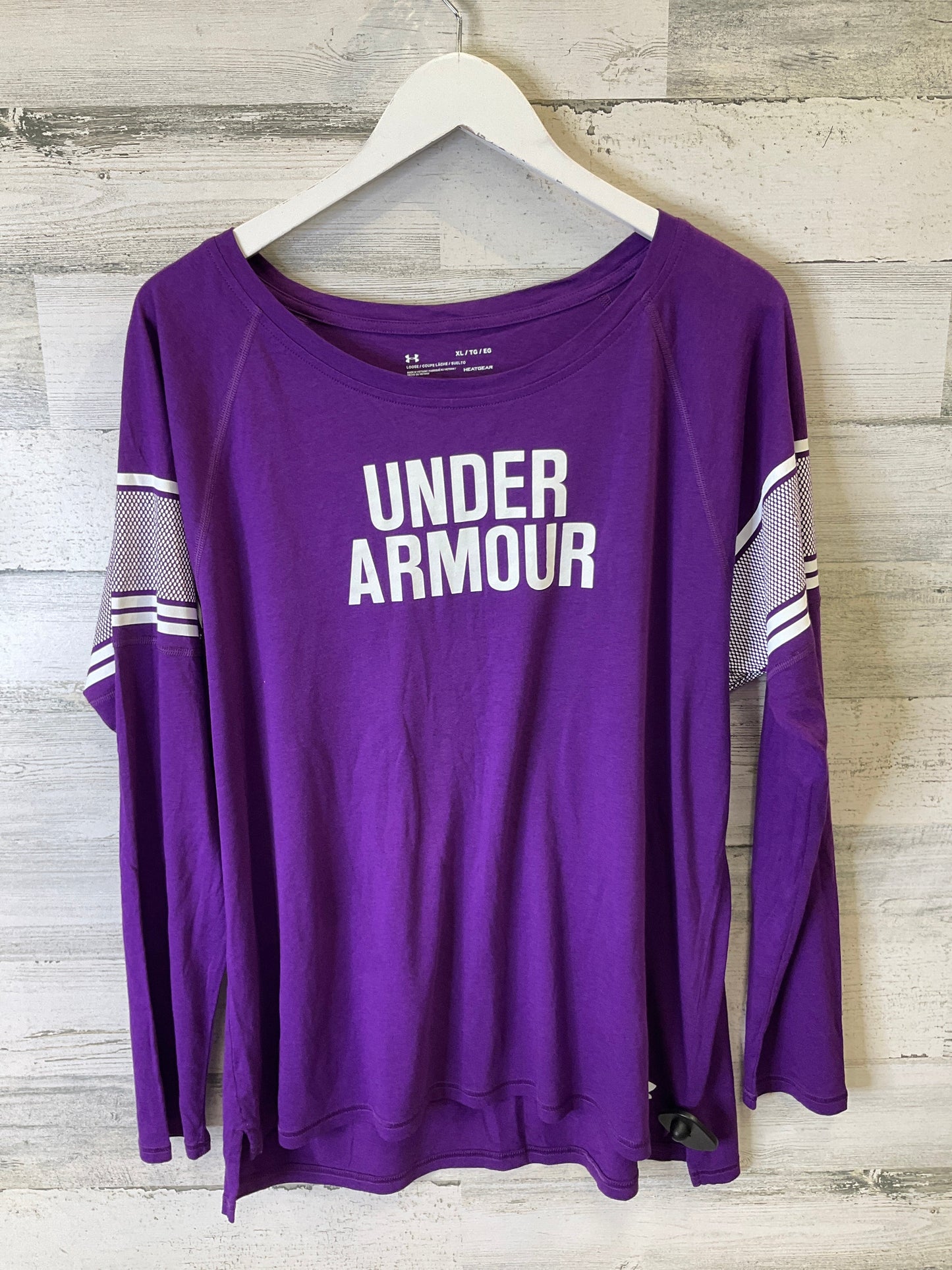 Athletic Top Long Sleeve Crewneck By Under Armour In Purple, Size: Xl