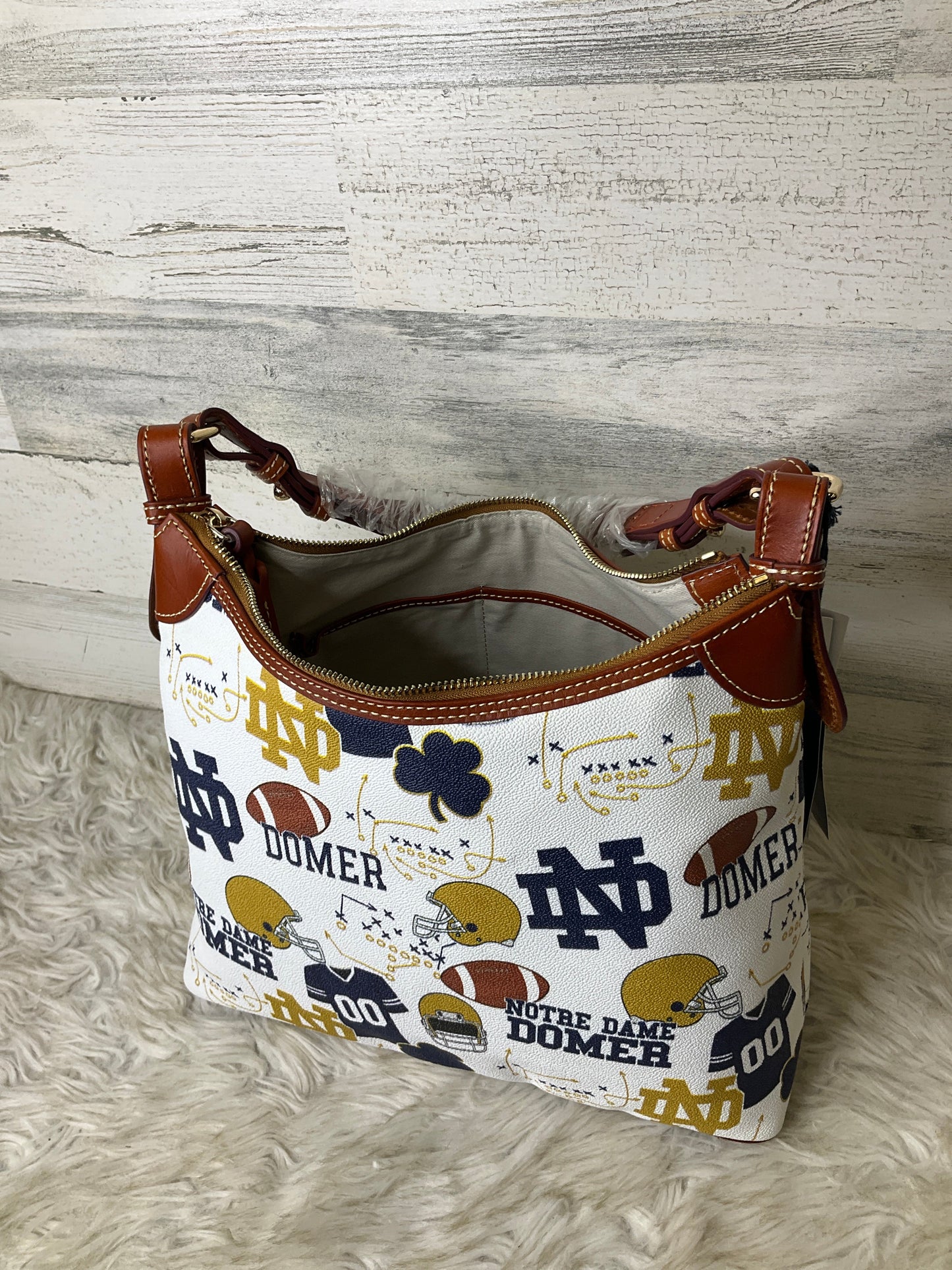 Handbag Designer By Dooney And Bourke, Size: Medium