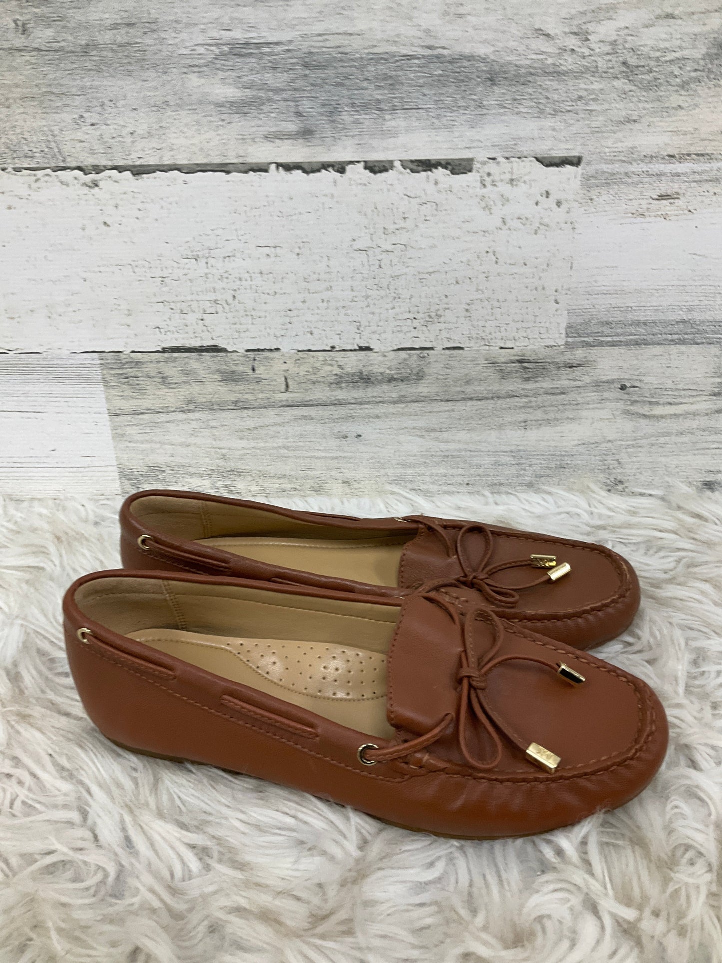 Shoes Designer By Michael Kors In Tan, Size: 8