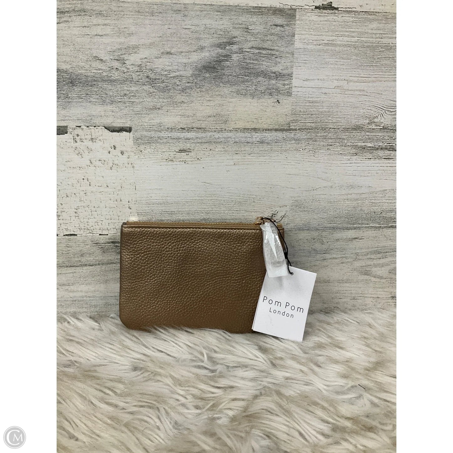 Coin Purse By Clothes Mentor, Size: Medium