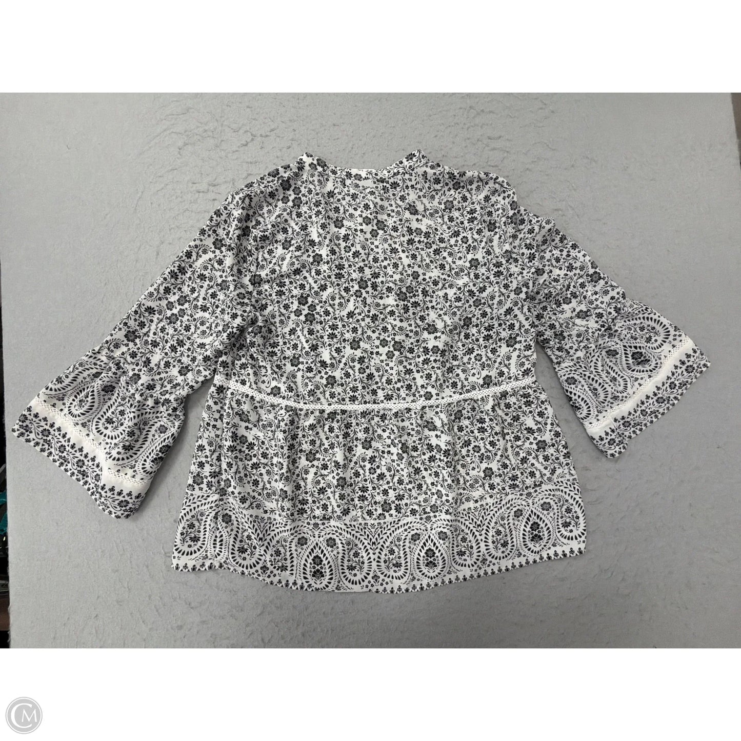 Top Long Sleeve By Fever In Black & White, Size: M