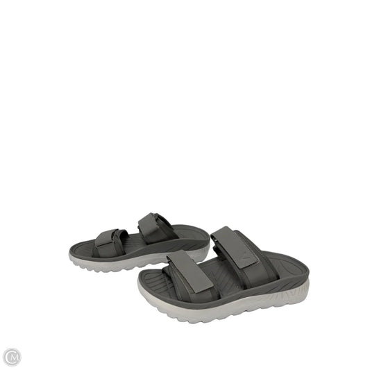 Sandals Flats By Vionic In Grey, Size: 13
