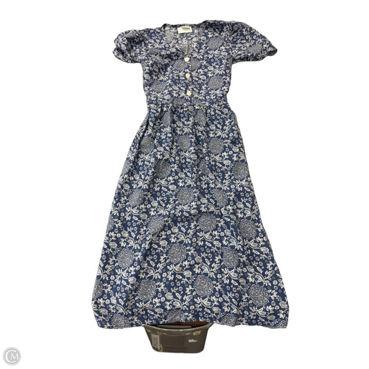 Dress Casual Maxi By Croft And Barrow In Blue & White, Size: M