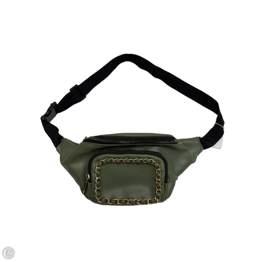 Belt Bag By Clothes Mentor, Size: Medium