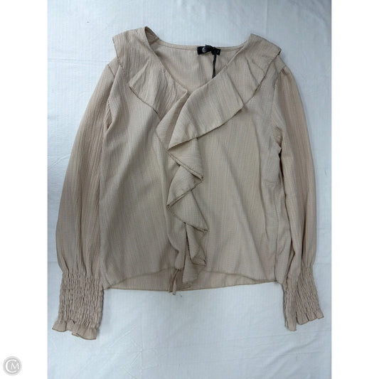Top Long Sleeve By Clothes Mentor In Tan, Size: M