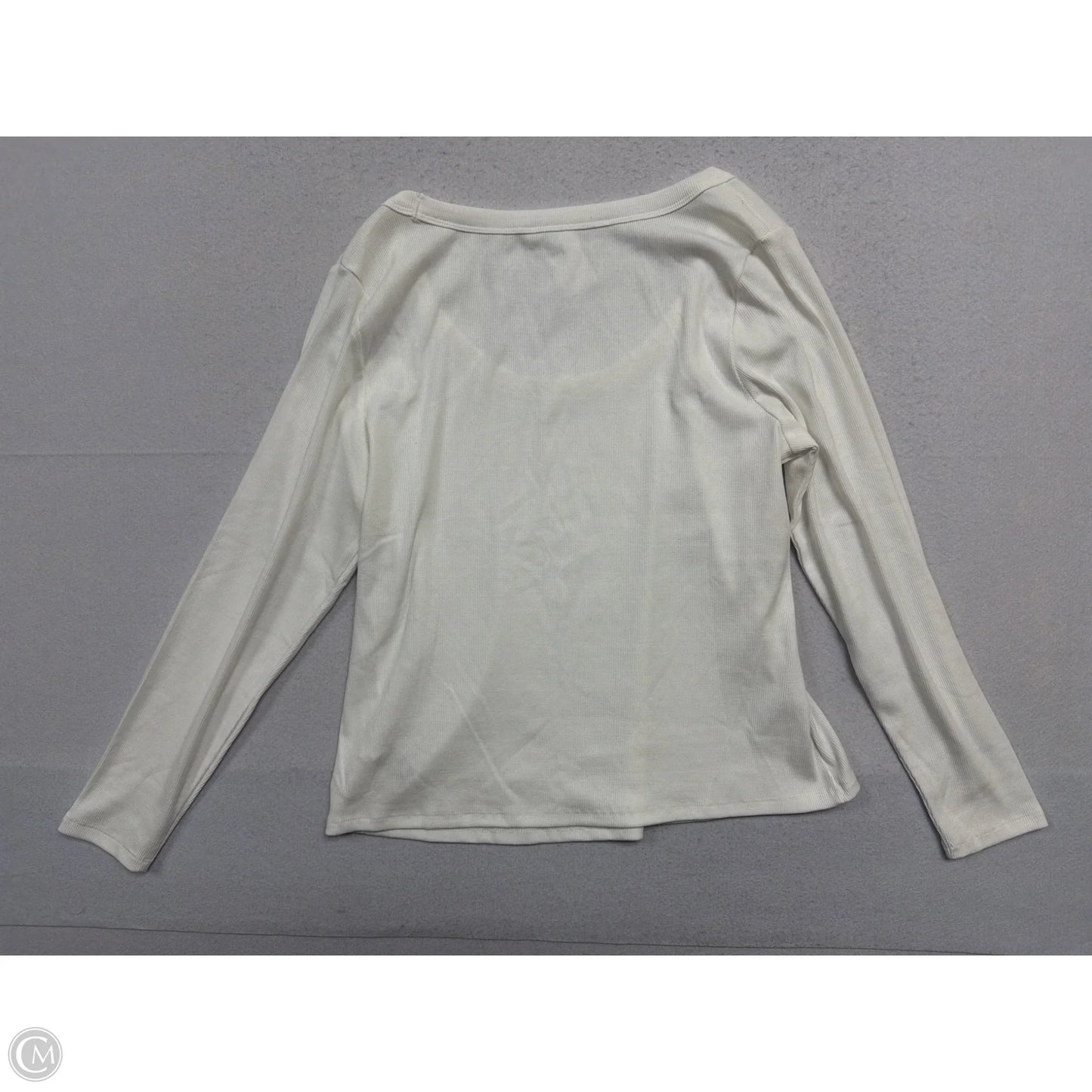 Top Long Sleeve By Old Navy In White, Size: 2x