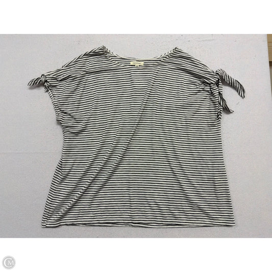 Top Short Sleeve By Max Studio In Striped Pattern, Size: 1x