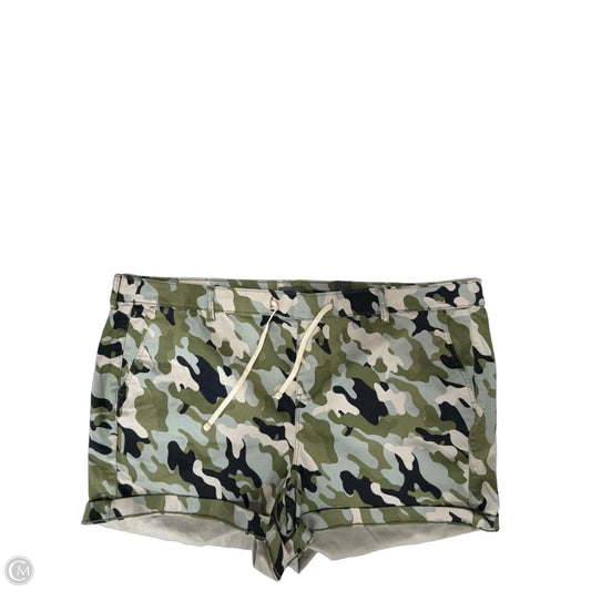 Shorts By Torrid In Camouflage Print, Size: 30