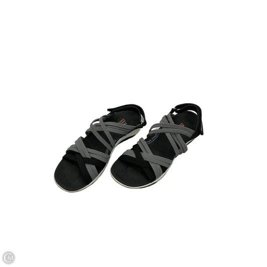 Sandals Flats By Skechers In Black & White, Size: 7