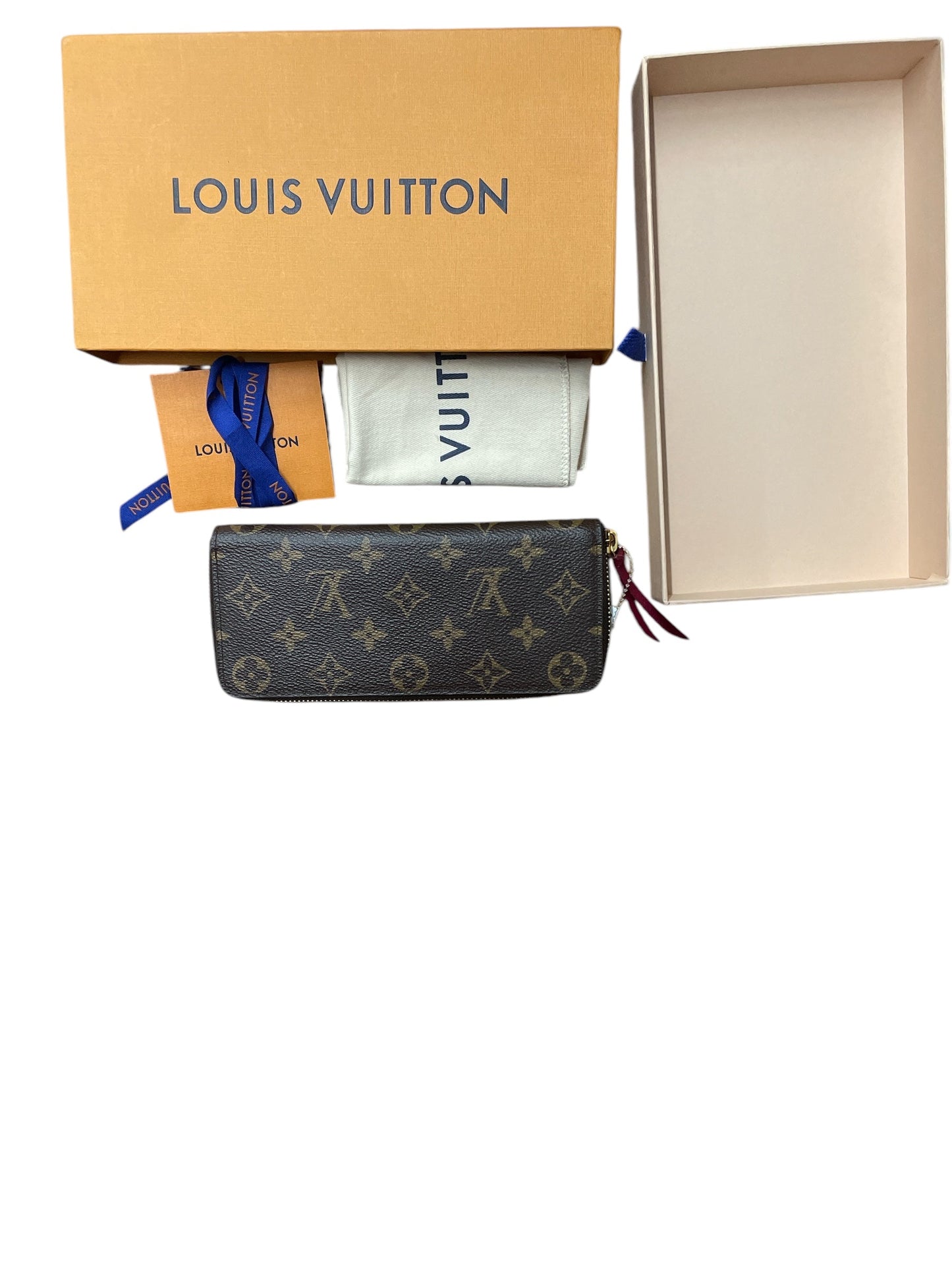 Wallet Luxury Designer By Louis Vuitton, Size: Medium