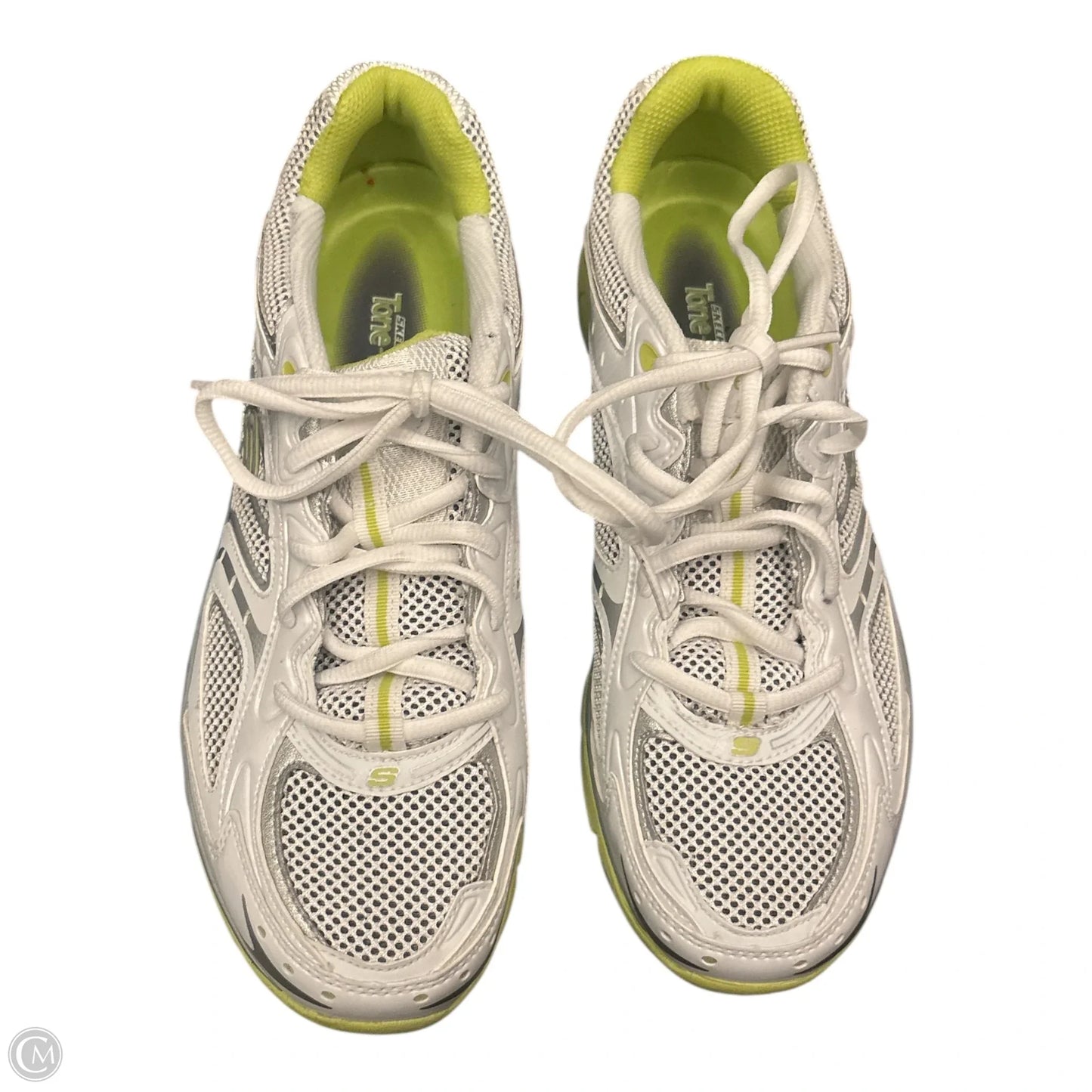 Shoes Sneakers By Skechers In White, Size: 10