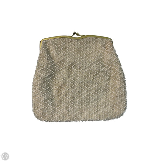 Clutch By Clothes Mentor, Size: Medium