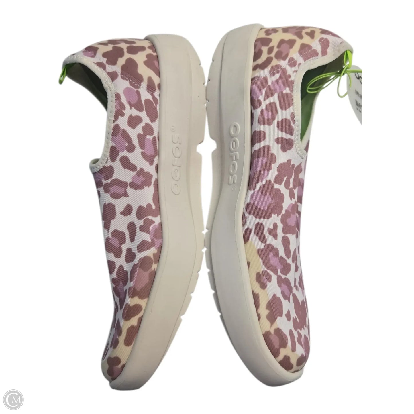 Shoes Sneakers By Oofos In Pink, Size: 10