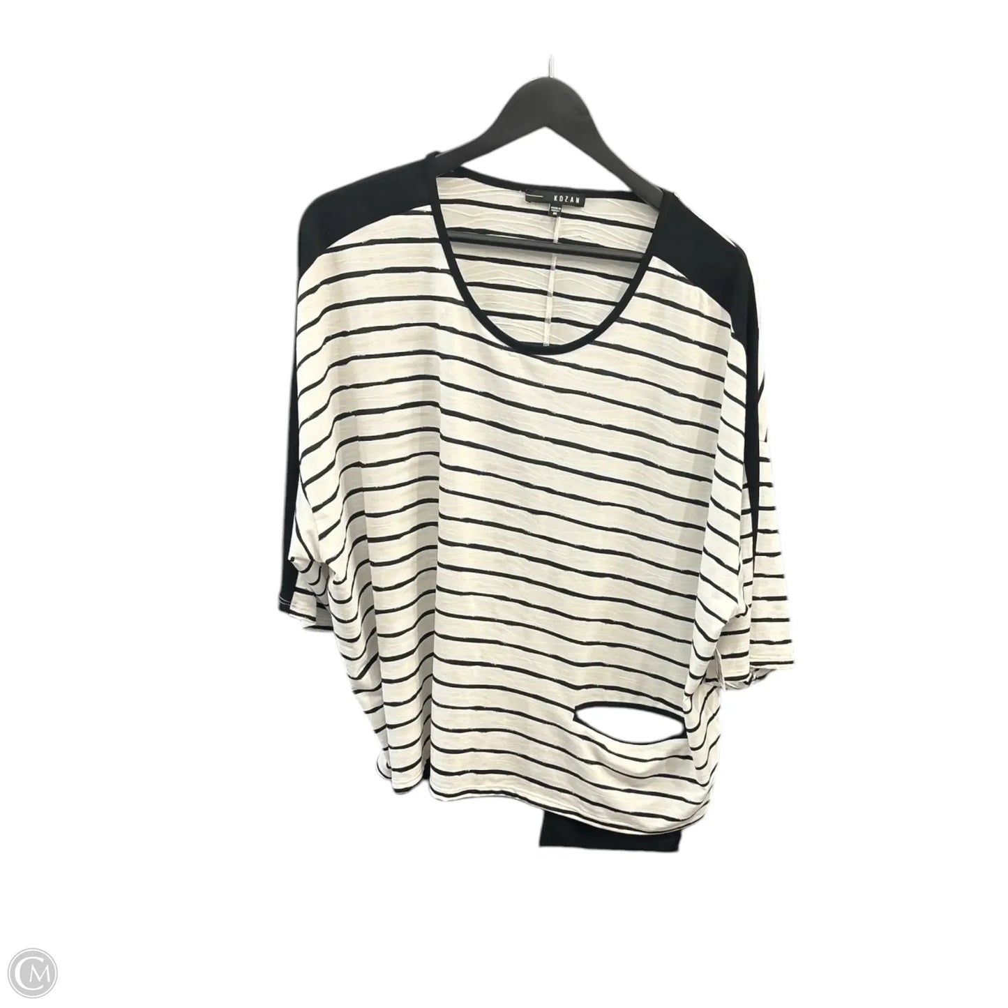 Top Short Sleeve Basic By Clothes Mentor In Striped Pattern, Size: M