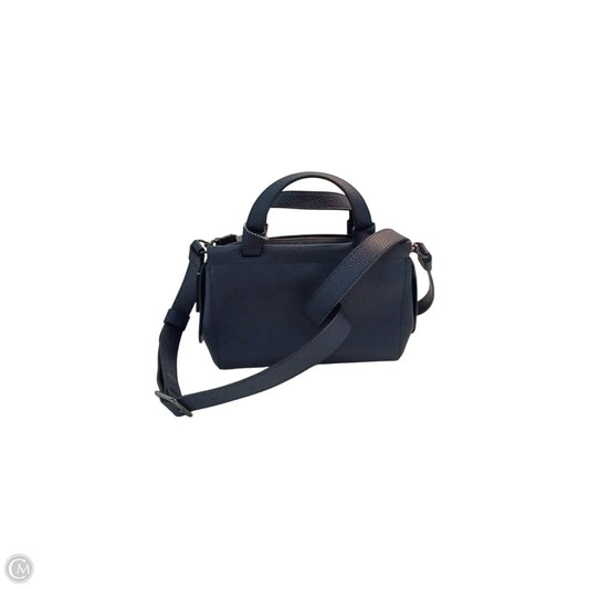 Handbag Designer By Tumi, Size: Medium