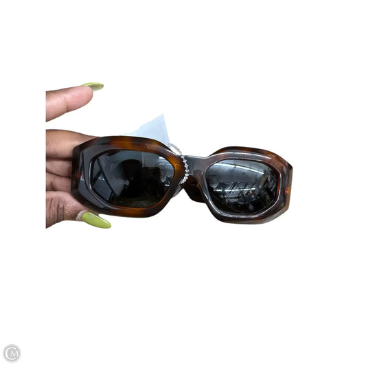 Sunglasses Luxury Designer By Versace