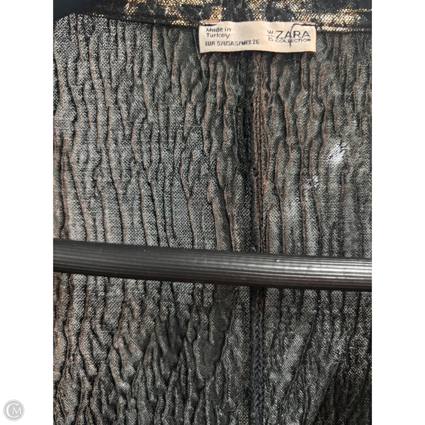 Top Long Sleeve Basic By Zara In Animal Print, Size: S