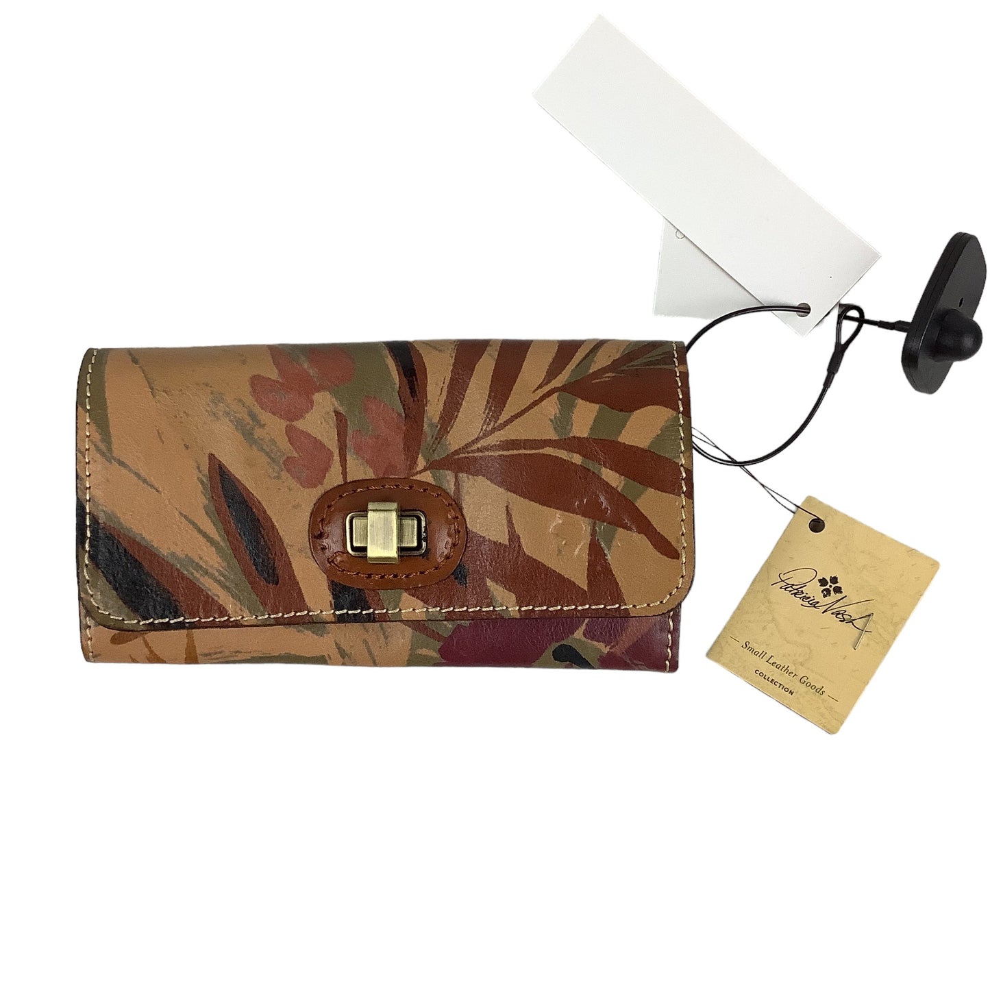 Wallet Designer Patricia Nash, Size Medium