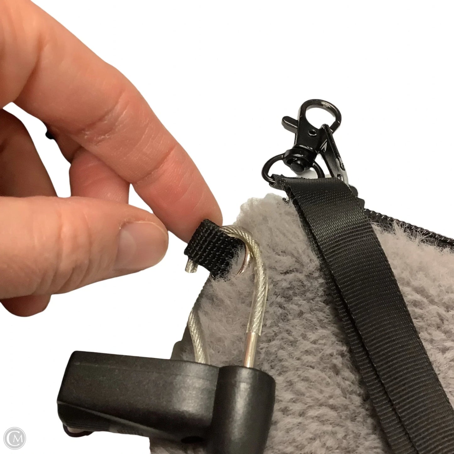 Wristlet By Kavu, Size: Small