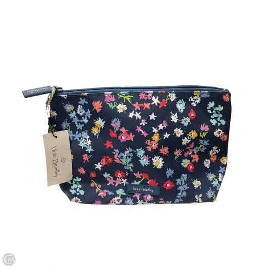 Makeup Bag By Vera Bradley, Size: Medium