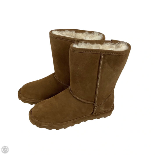 Boots Ankle Flats By Bearpaw In Brown, Size: 8