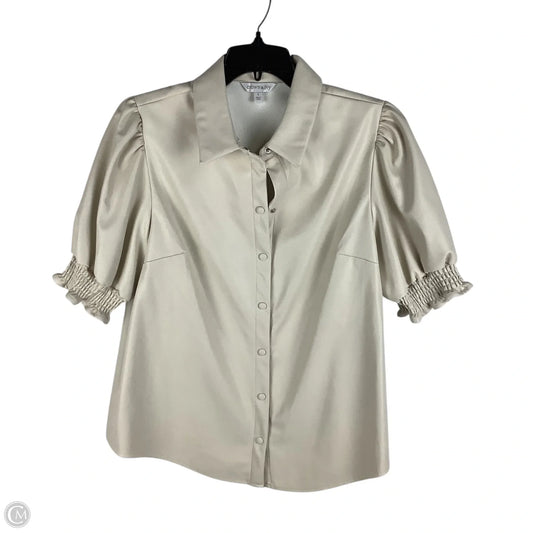 Top Short Sleeve By Crown And Ivy In Cream, Size: L
