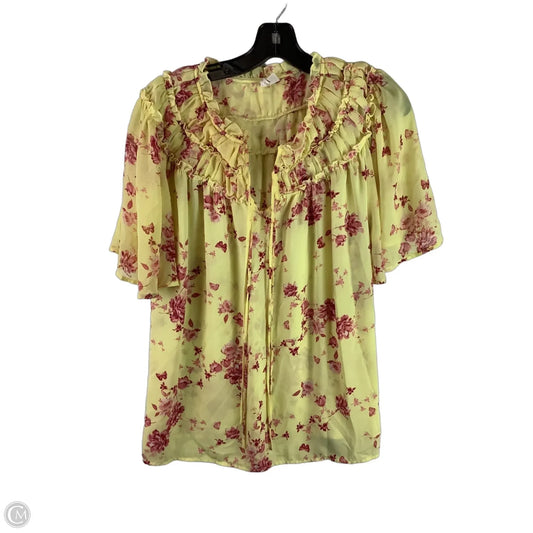 Top Short Sleeve By Cato In Yellow, Size: 14