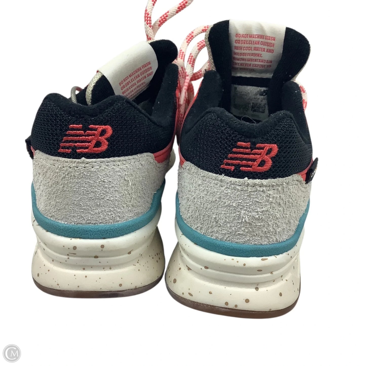 Shoes Sneakers By New Balance In White, Size: 6