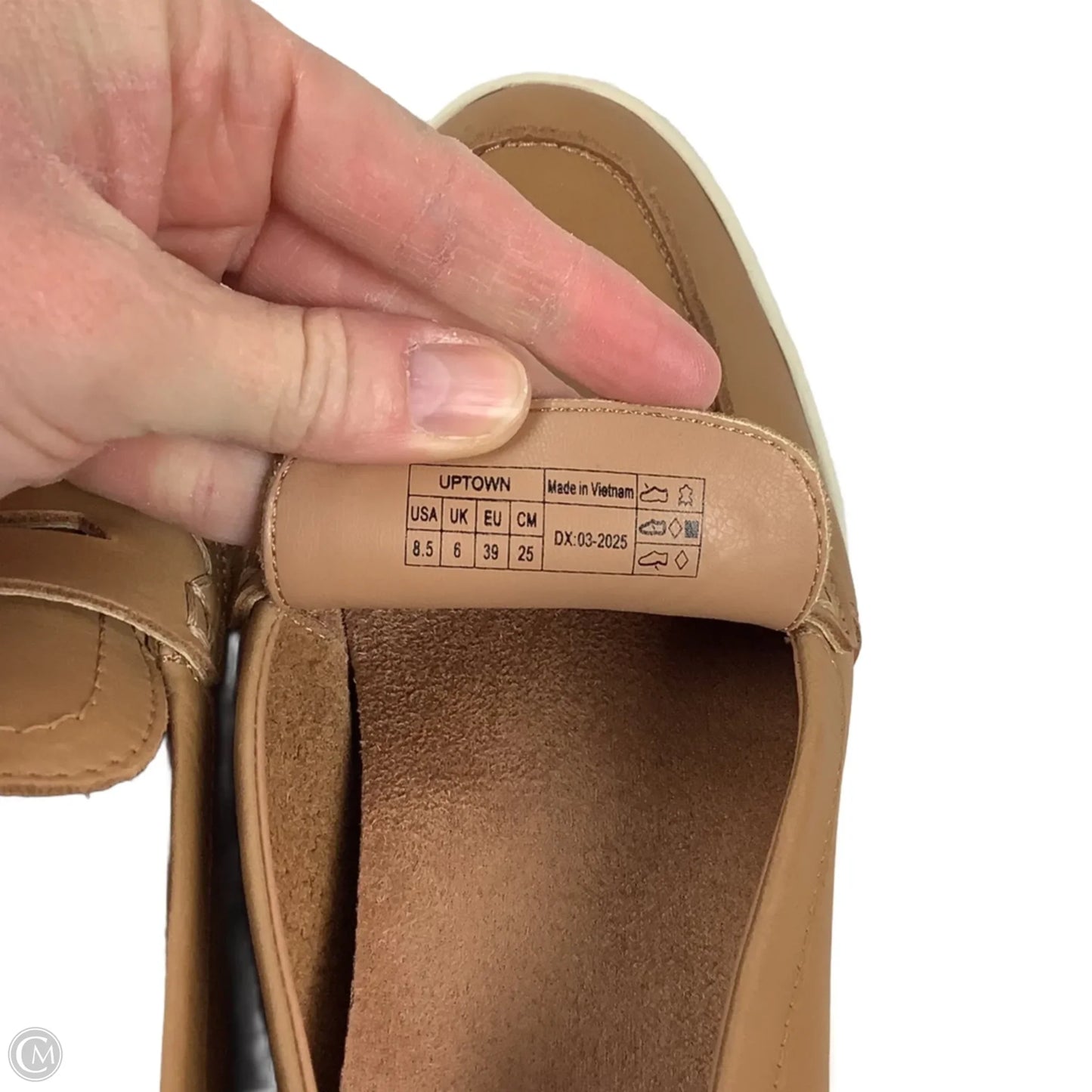 Shoes Flats By Vionic In Brown, Size: 8.5