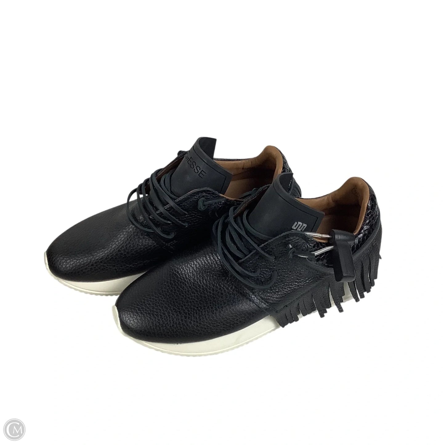 Shoes Sneakers By Cmc In Black, Size: 37