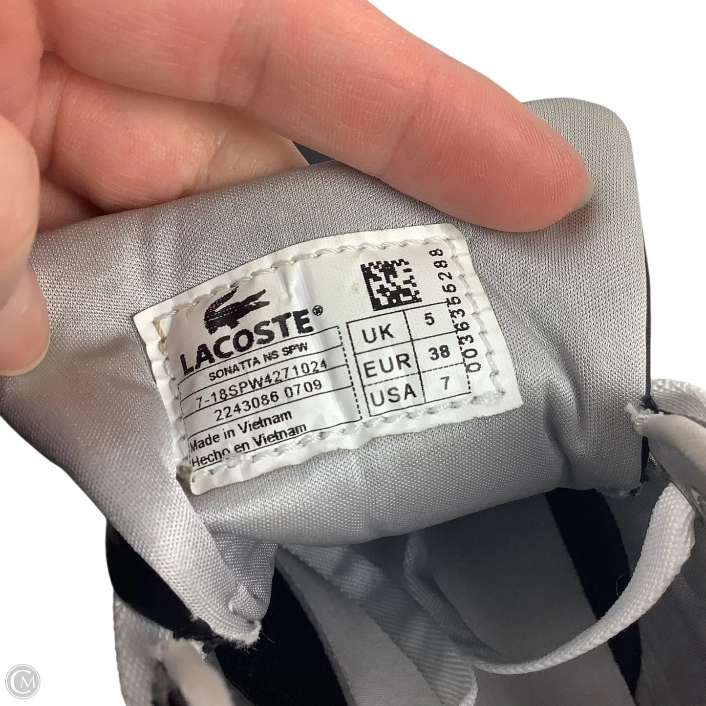 Shoes Sneakers By Lacoste In Black, Size: 7