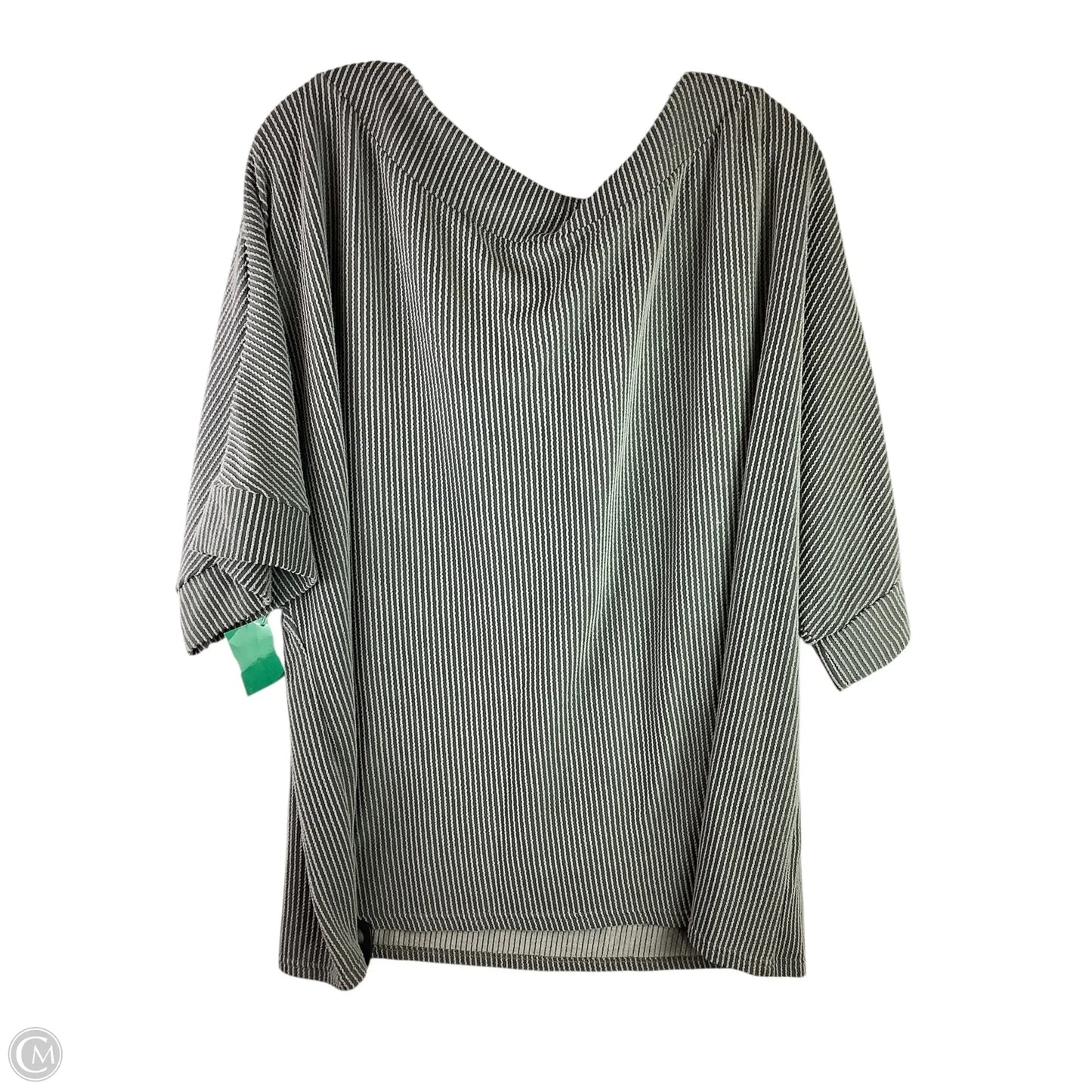Top Short Sleeve By Clothes Mentor In Grey, Size: Xl