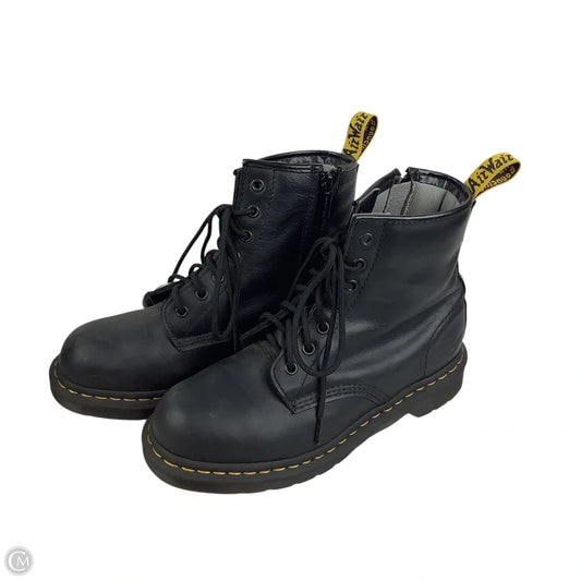 Boots Ankle Flats By Dr Martens In Black, Size: 8