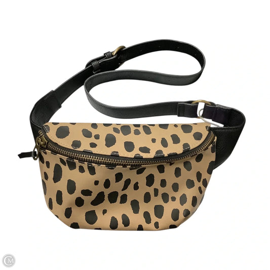 Belt Bag By Universal Thread, Size: Small