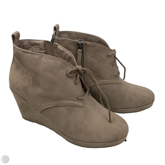 Boots Ankle Heels By Dolce Vita In Taupe, Size: 9