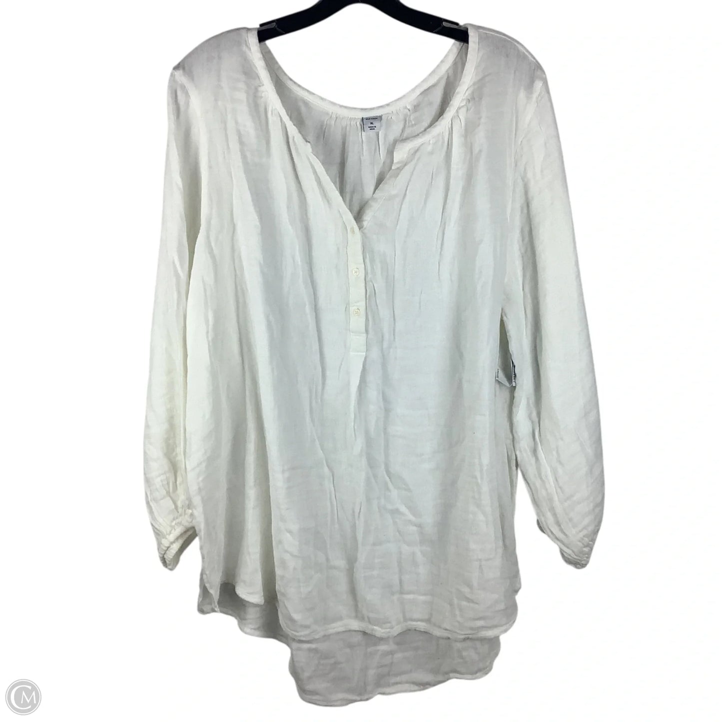 Top Long Sleeve By Old Navy In White, Size: Xl