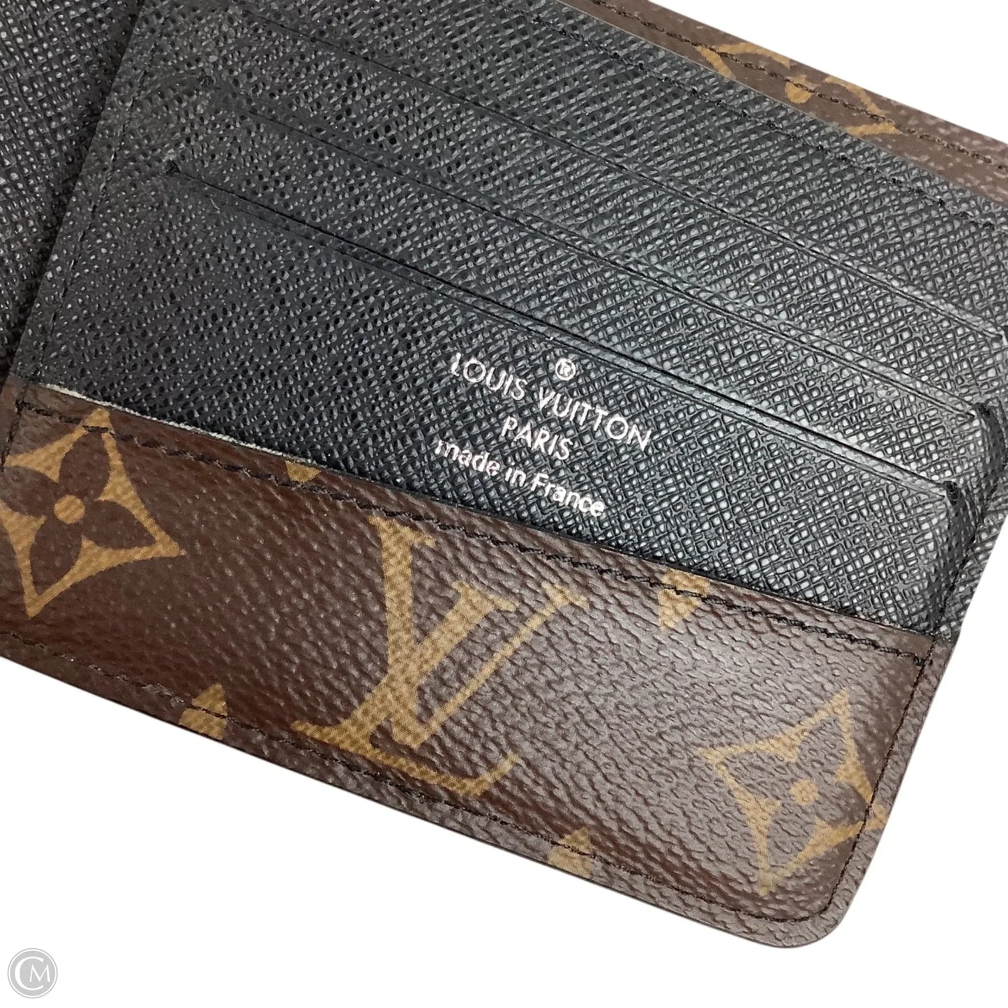 Wallet Luxury Designer By Louis Vuitton, Size: Medium