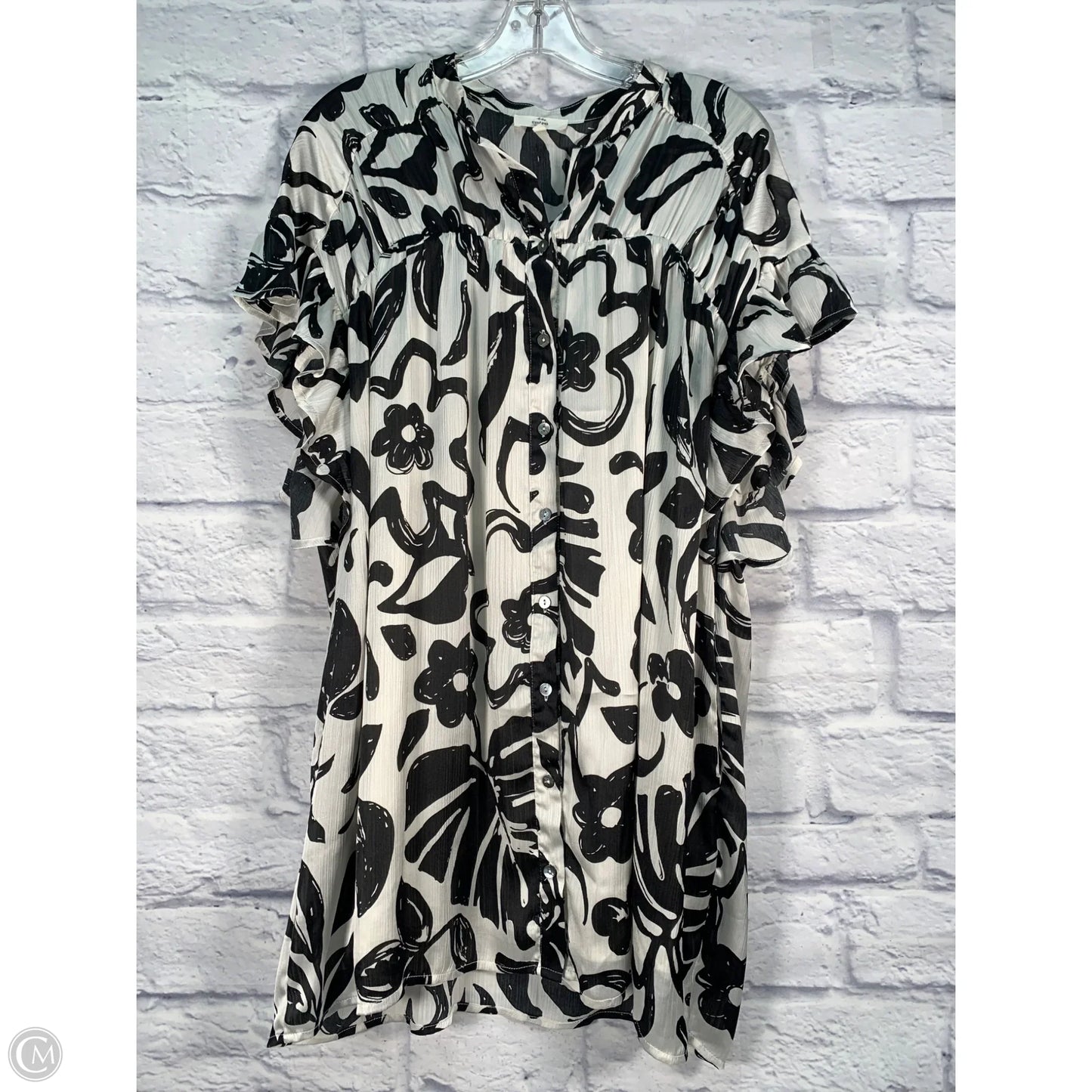 Dress Casual Short By Entro In Black & White, Size: S