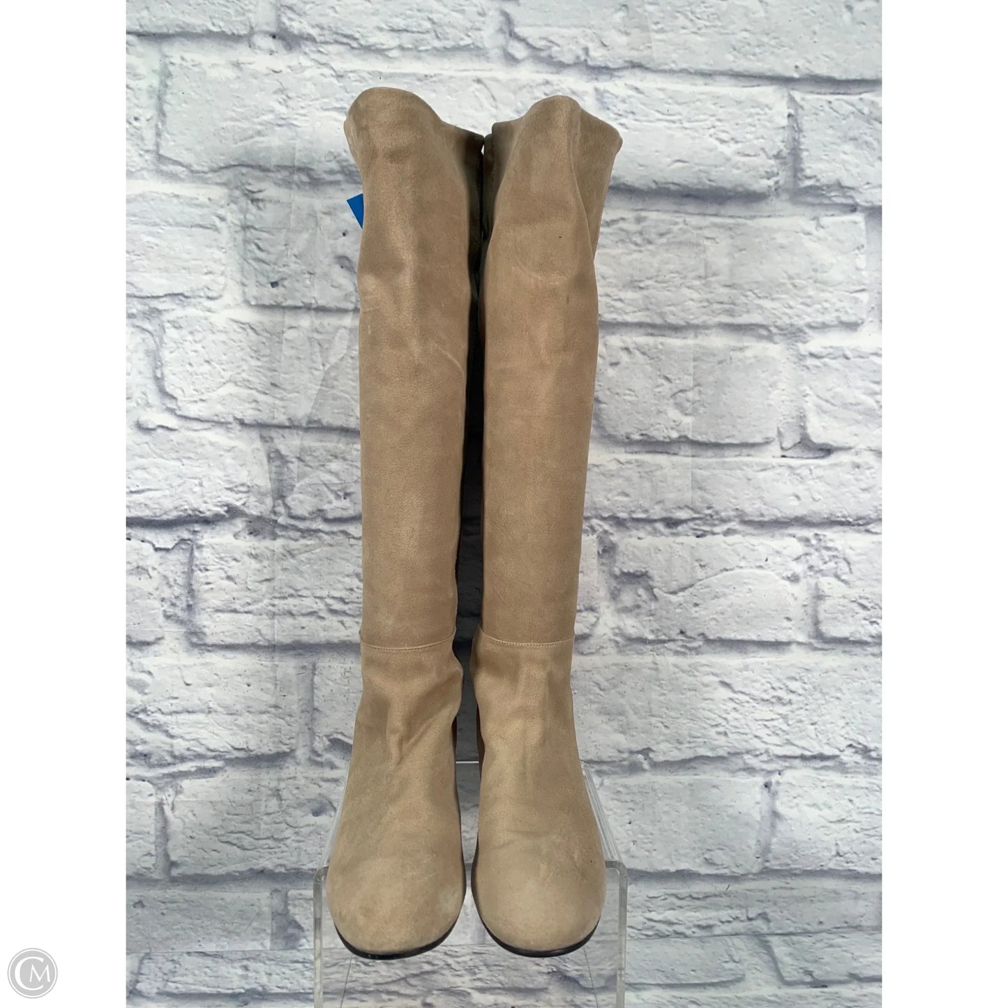 Boots Designer By Stuart Weitzman In Tan, Size: 7.5