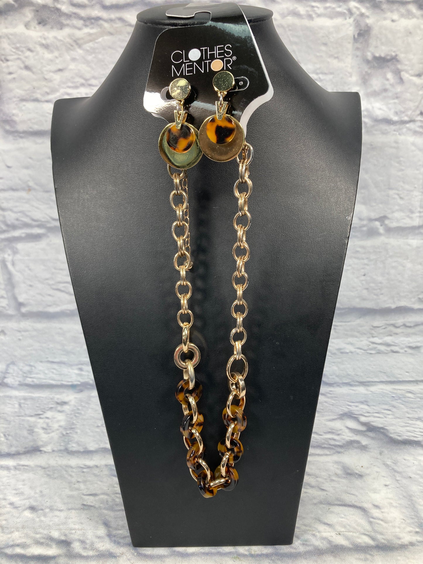 Necklace Chain White House Black Market, Size 02 Piece Set