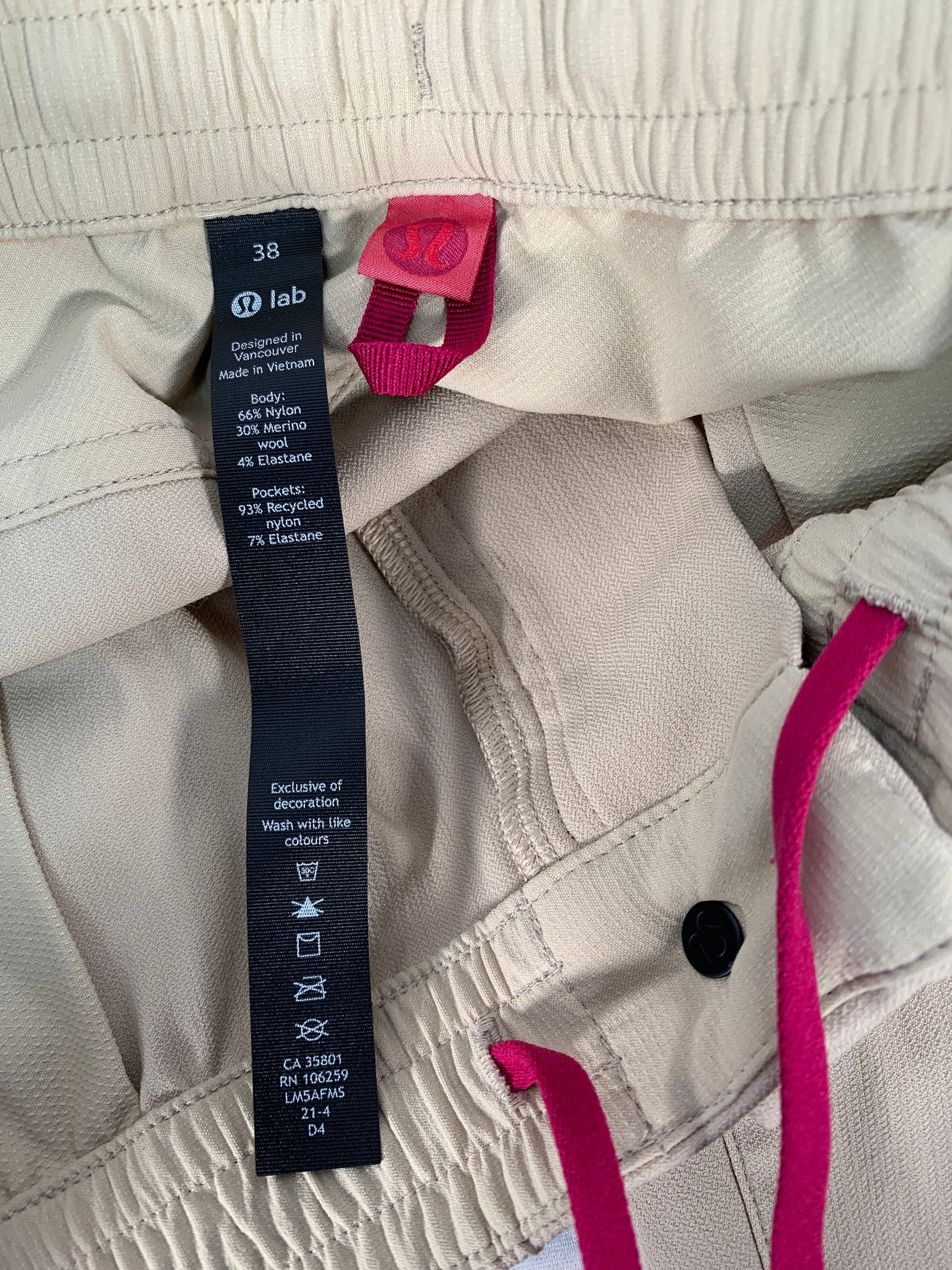 Tan Athletic Pants Lululemon, Size Xxl