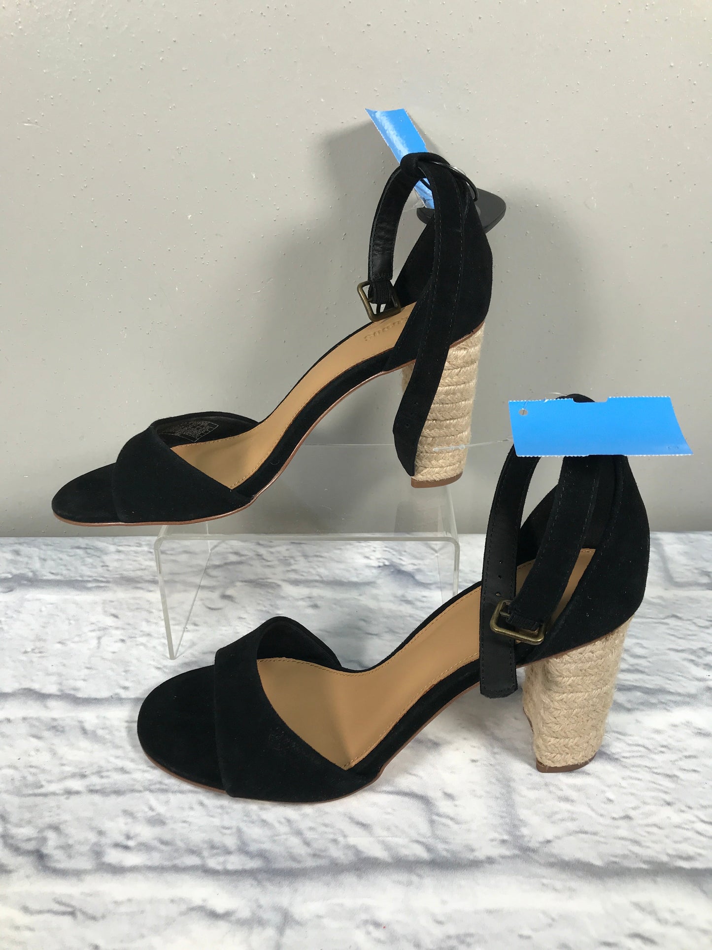 Sandals Heels Block By Clothes Mentor  Size: 8.5
