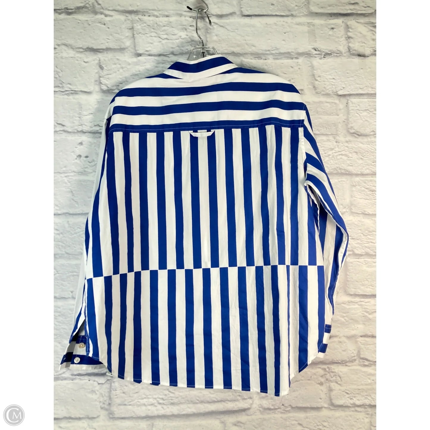 Top Long Sleeve By Clothes Mentor In Blue & White, Size: M