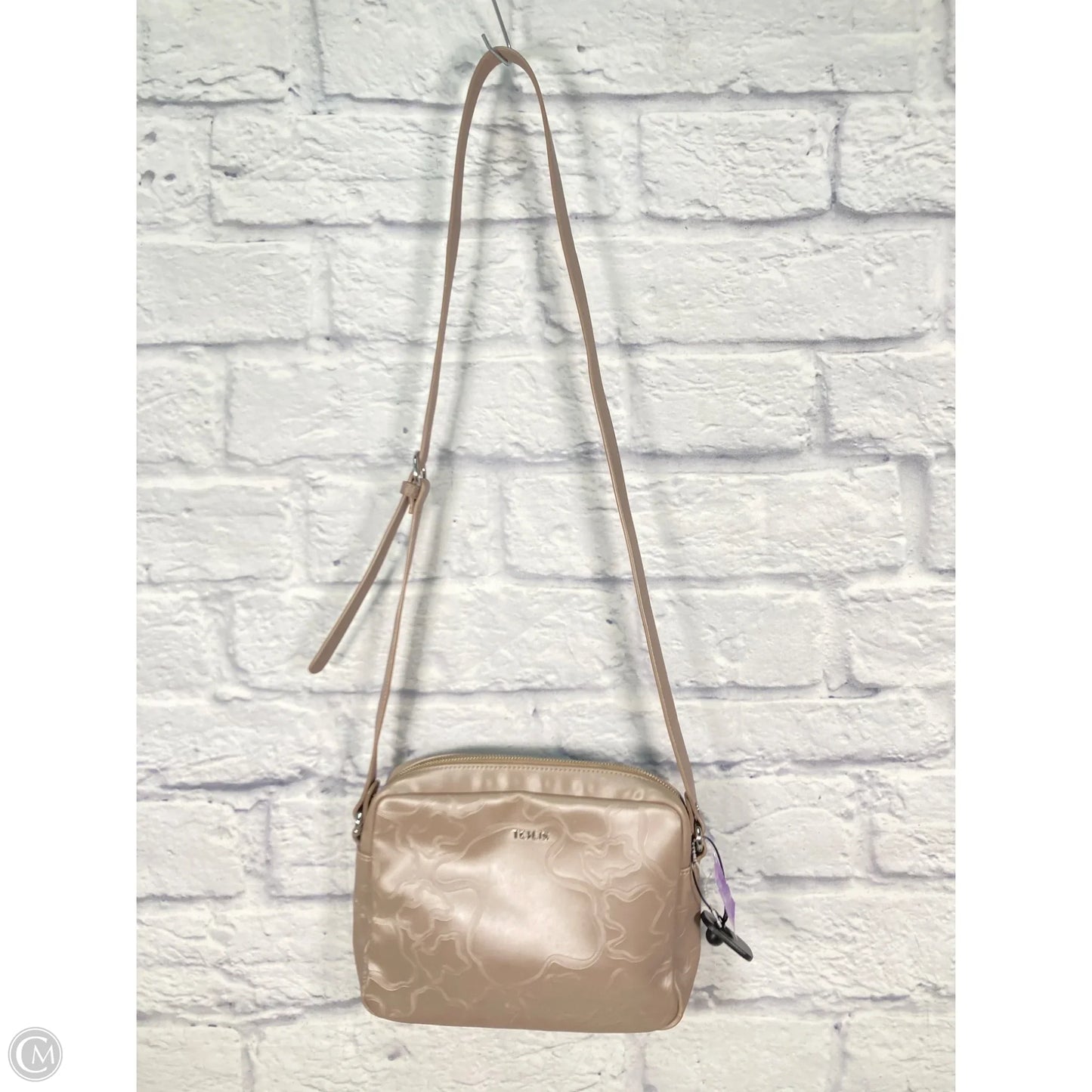 Crossbody By Clothes Mentor, Size: Medium