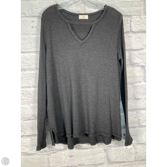 Top Long Sleeve By T.la In Grey, Size: M