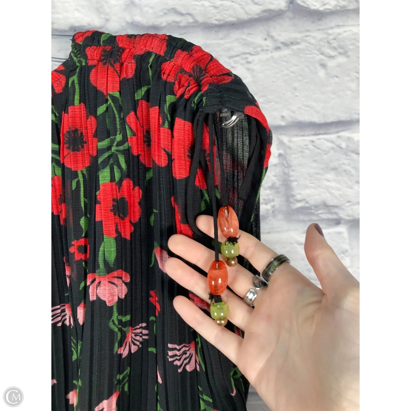 Blouse Sleeveless By Clothes Mentor In Floral Print, Size: S