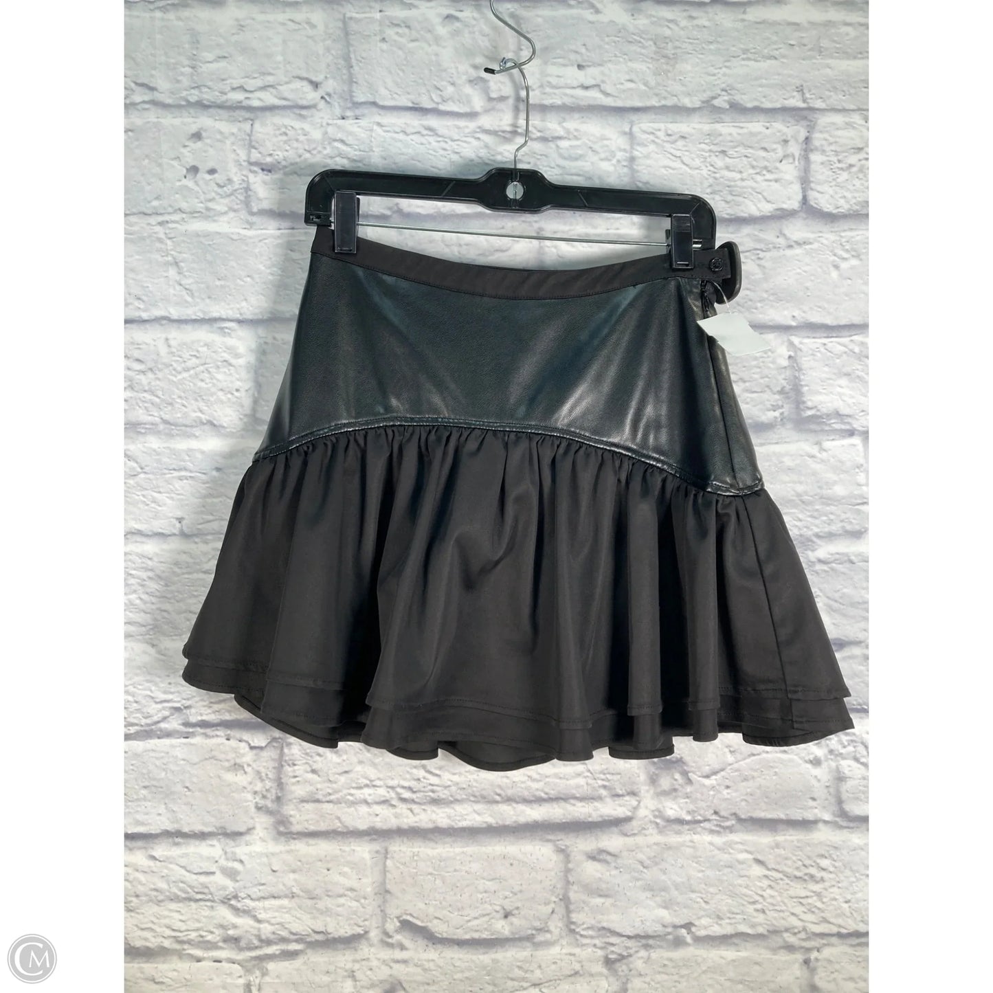 Skirt Mini & Short By Avec Les Filles In Black, Size: 4